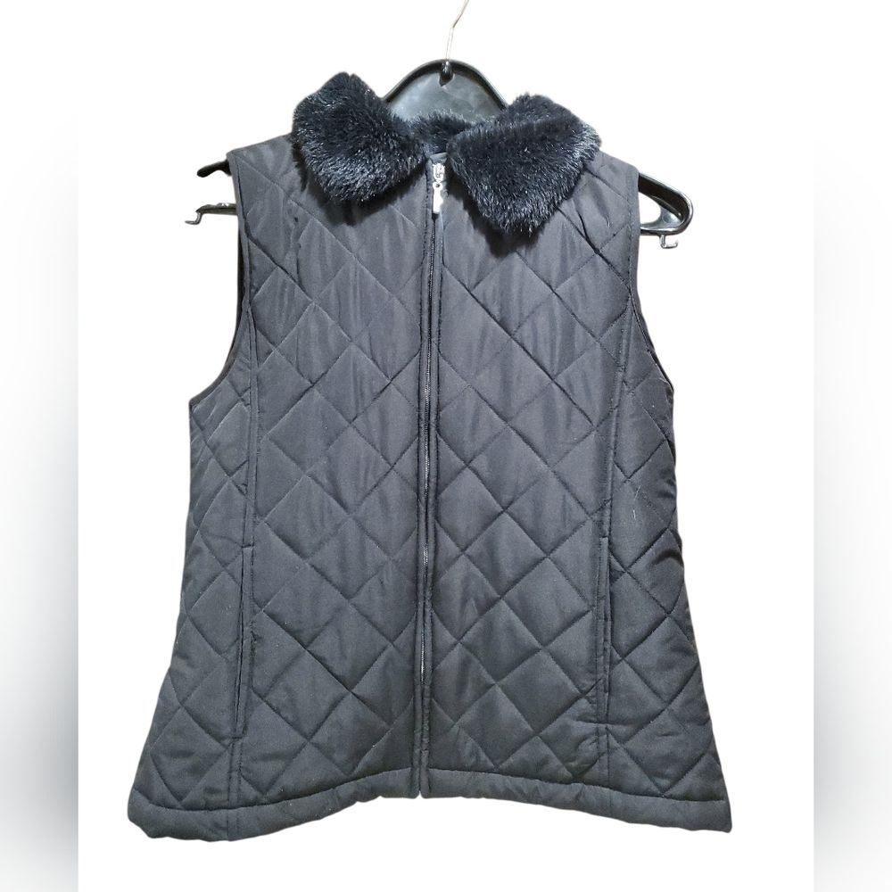 By Design Women's Black Quilted Vest with Faux Fur Collar Size M Medium